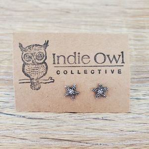 Sterling Silver starfish Earrings, starfish Stud earrings